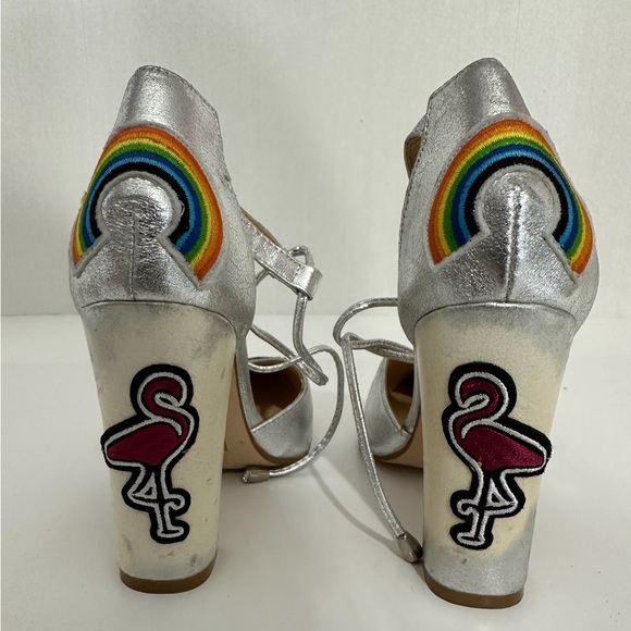 Cape Robbin Metallic Silver Block Heel Patches Flamingo Rainbow Sandals Size 8 - Picture 3 of 13